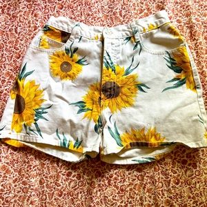 Vintage Bongo sunflower Shorts